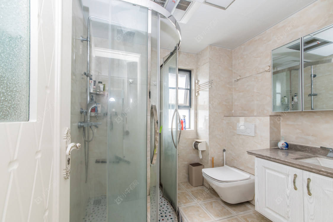 常州世茂香槟湖二期在售二手房源室内图_小牛看房