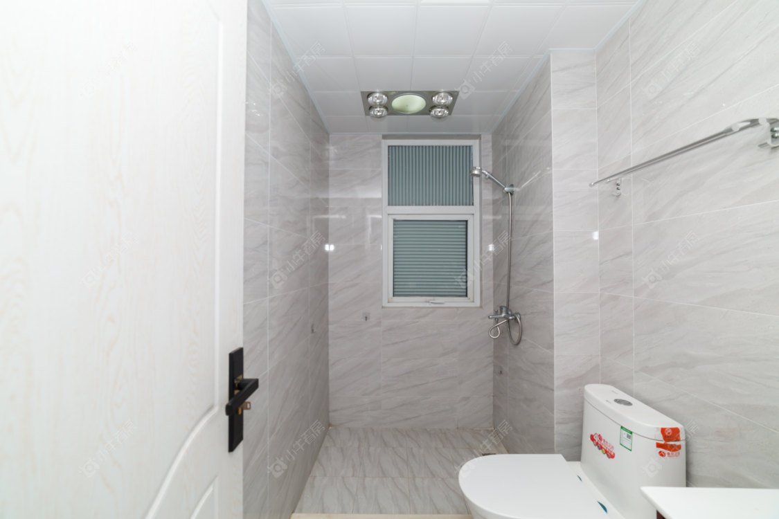 常州蔚蓝天地一二期在售二手房源室内图_小牛看房