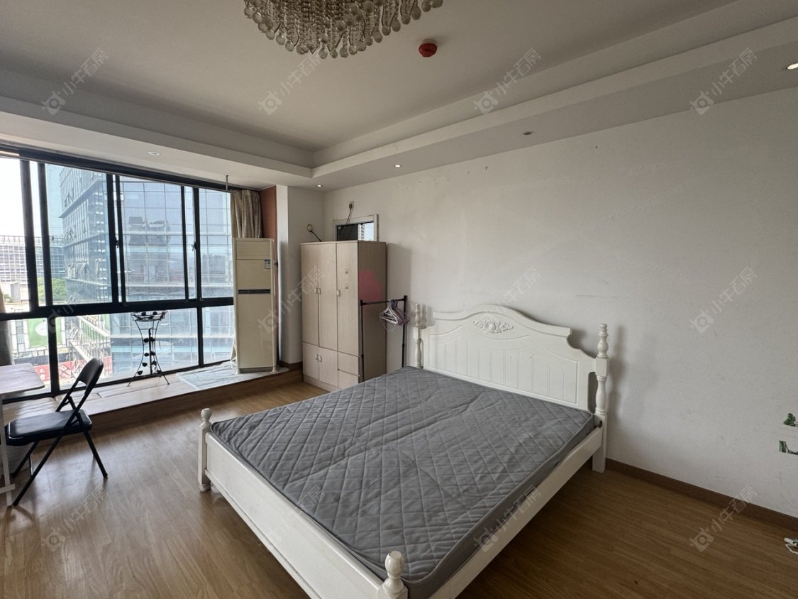 常州丰臣国际广场在租房源室内图_小牛看房