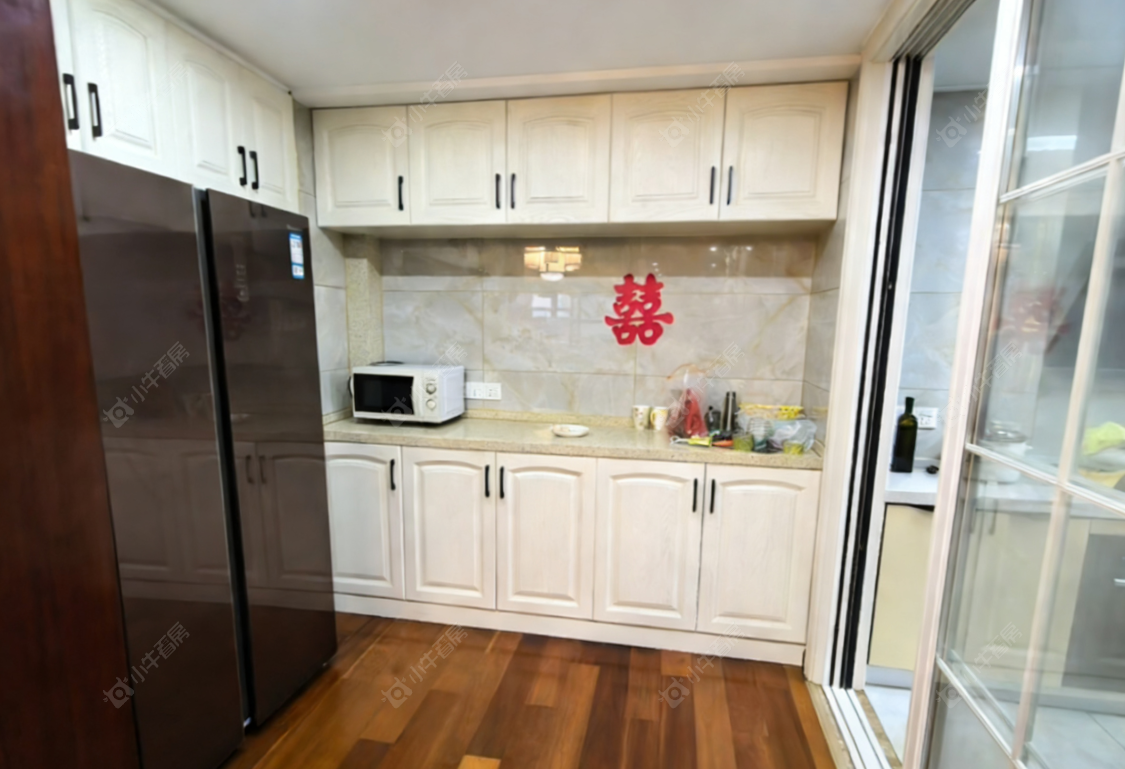 常州世茂香槟湖三期在租房源室内图_小牛看房