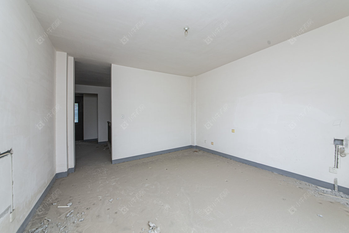 常州绿地香奈别墅区在售二手房源室内图_小牛看房