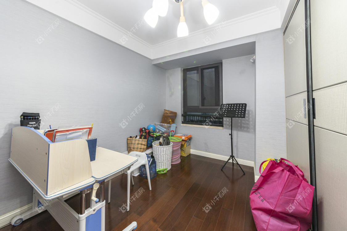 常州绿地峰云汇在租房源室内图_小牛看房