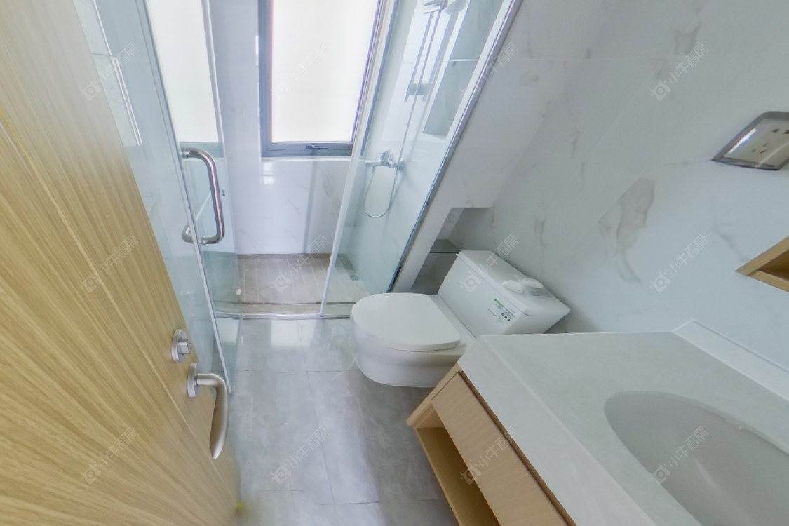 常州绿地香港名墩道在售二手房源室内图_小牛看房