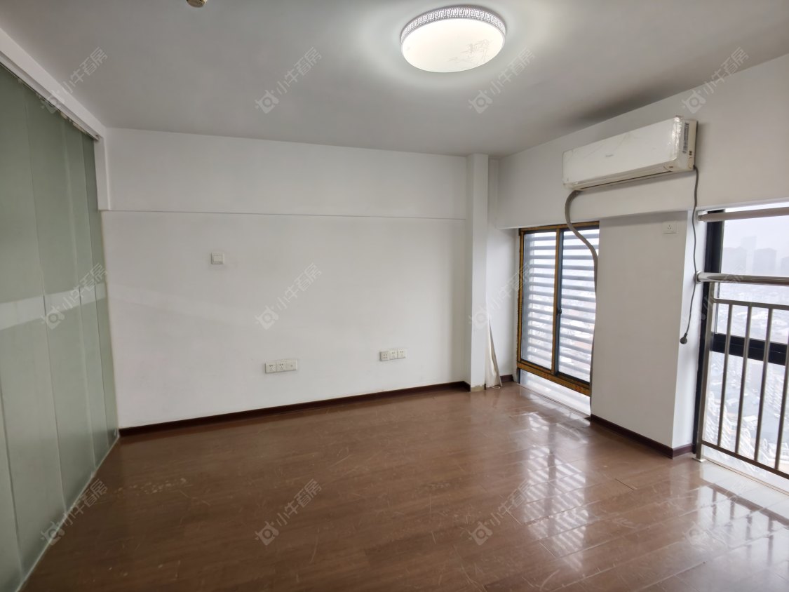 常州港龙尚层在租房源室内图_小牛看房