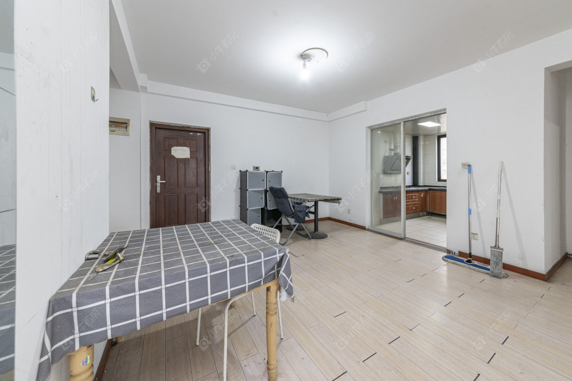 常州吾悦广场北区在售二手房源室内图_小牛看房