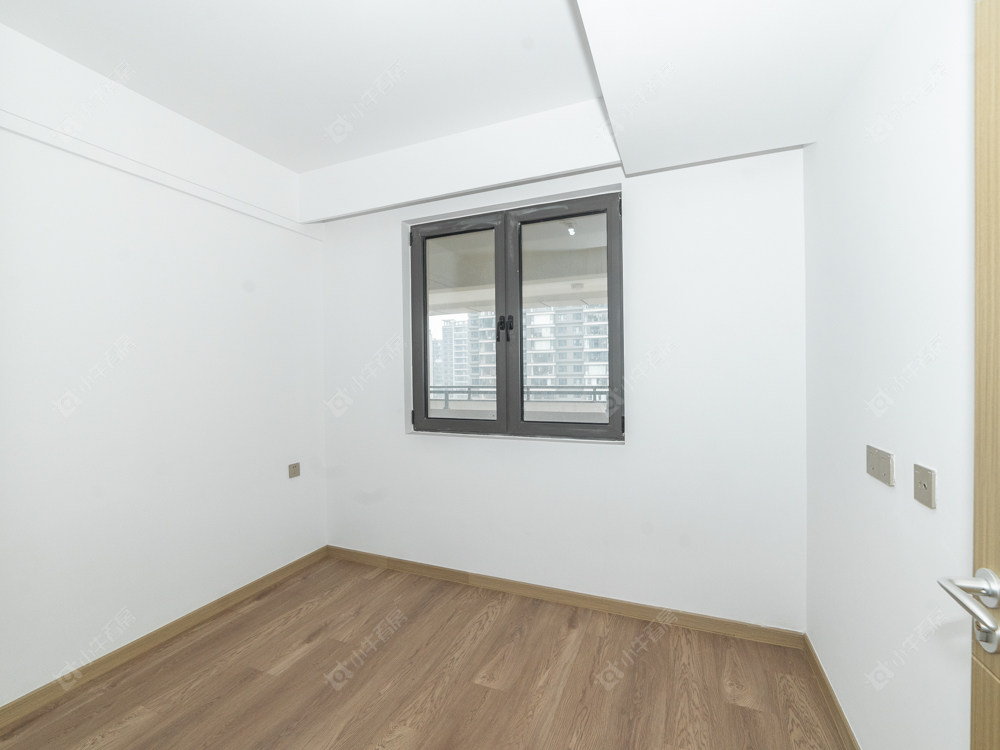 常州绿地香港名墩道在售二手房源室内图_小牛看房