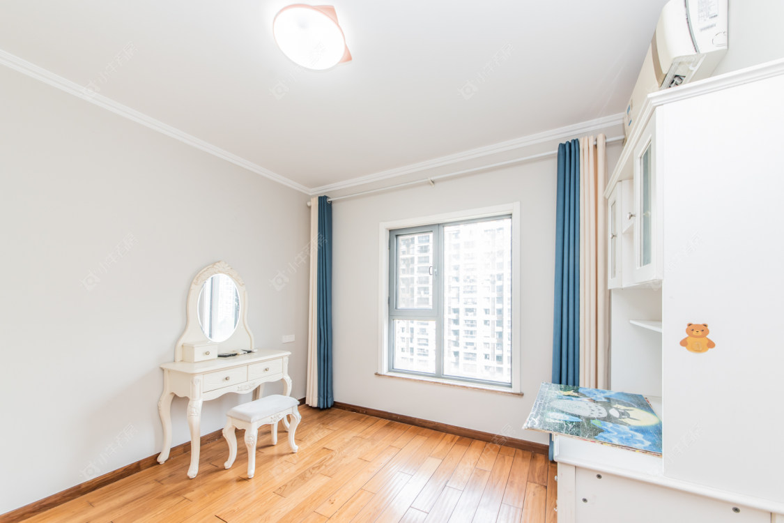 常州世茂香槟湖二期在售二手房源室内图_小牛看房