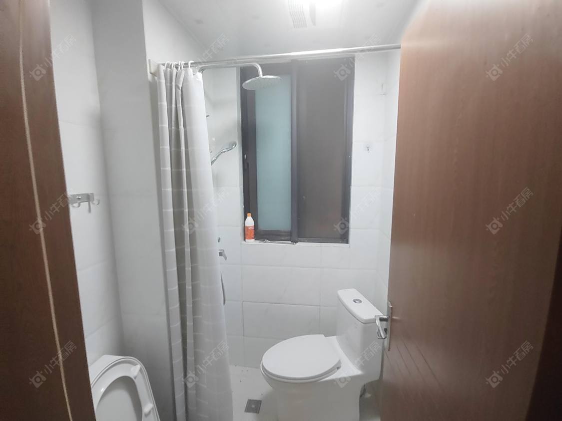 常州世茂香槟湖三期在租房源室内图_小牛看房