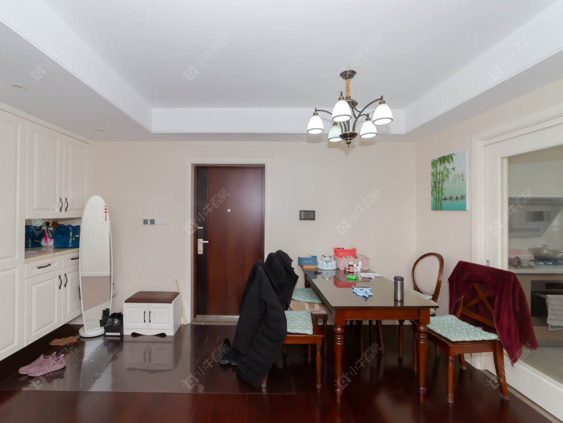 常州世茂香槟湖五期在售二手房源室内图_小牛看房