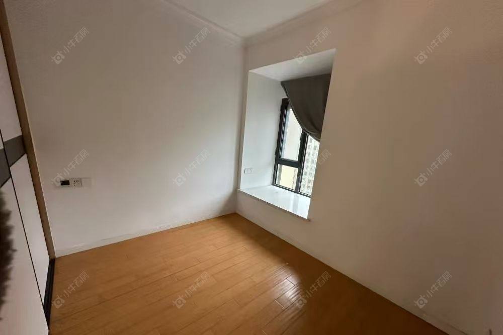 常州世茂香槟湖二期在租房源室内图_小牛看房