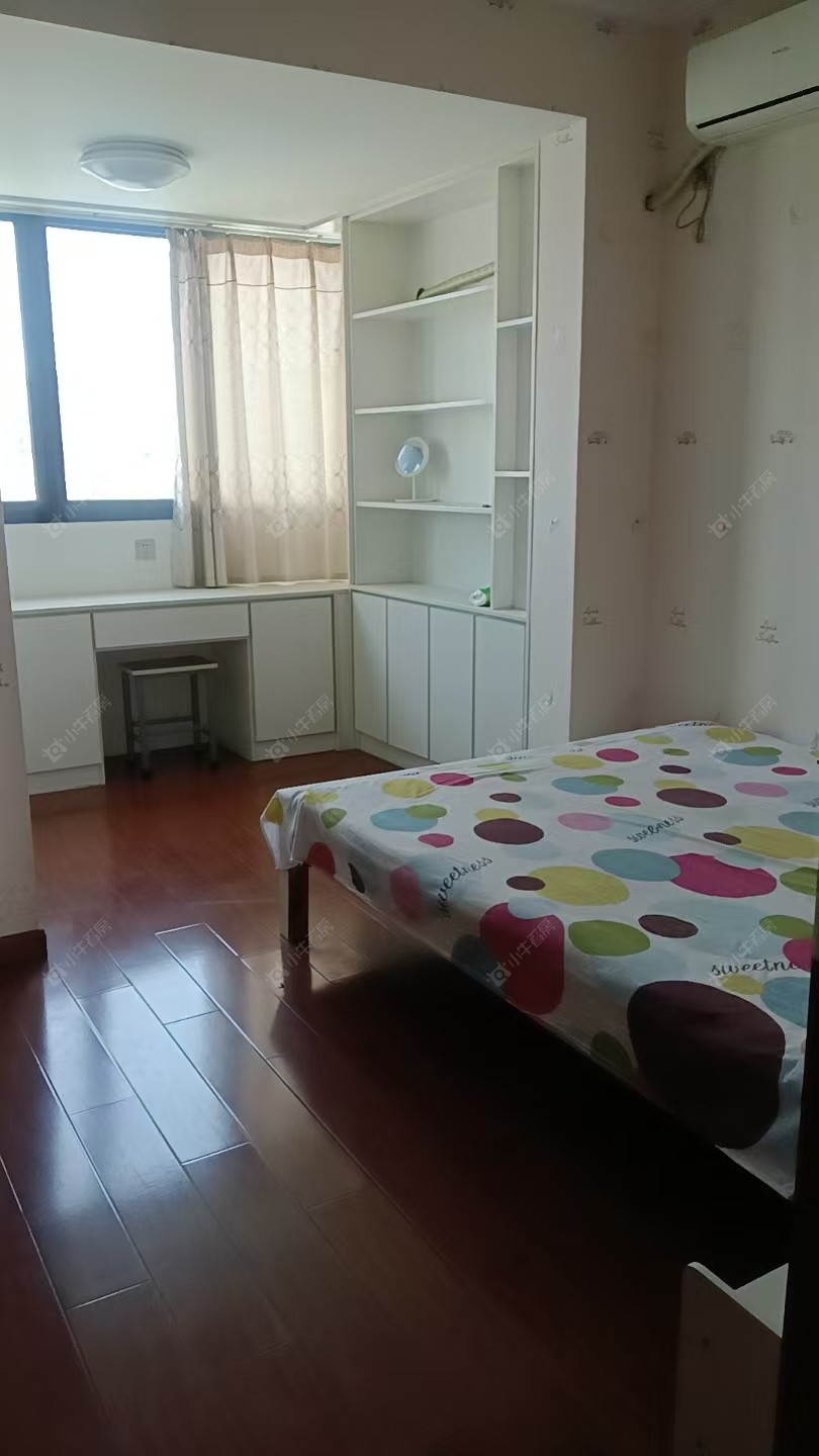 常州世茂香槟湖二期在租房源室内图_小牛看房