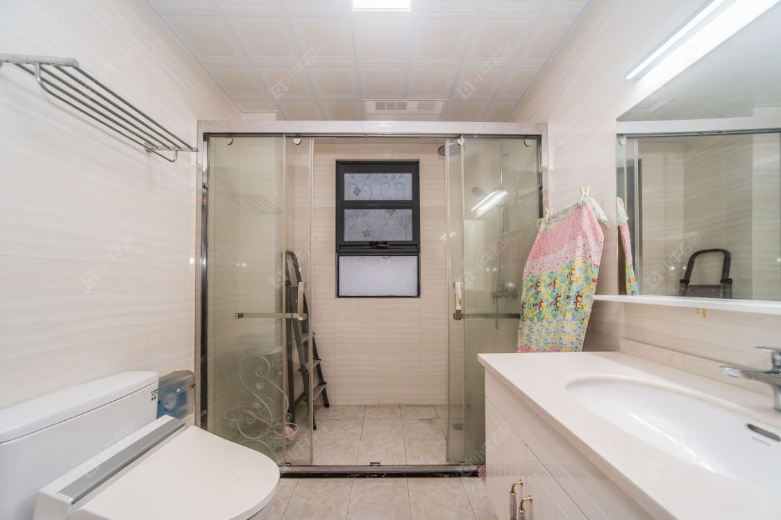 常州世茂香槟湖二期在售二手房源室内图_小牛看房