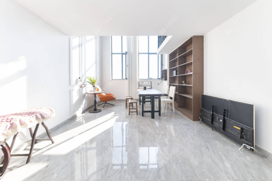 常州亚泰财富中心在租房源室内图_小牛看房