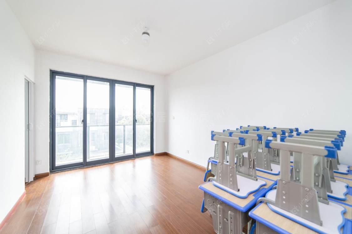 天逸城别墅区房源室内图 常州天逸城别墅区在售二手房源室内图_小牛看房