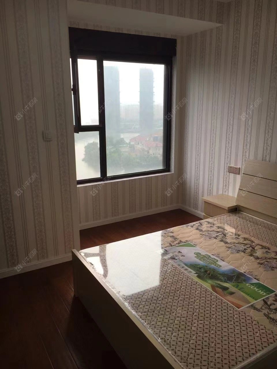 常州世茂香槟湖三期在租房源室内图_小牛看房