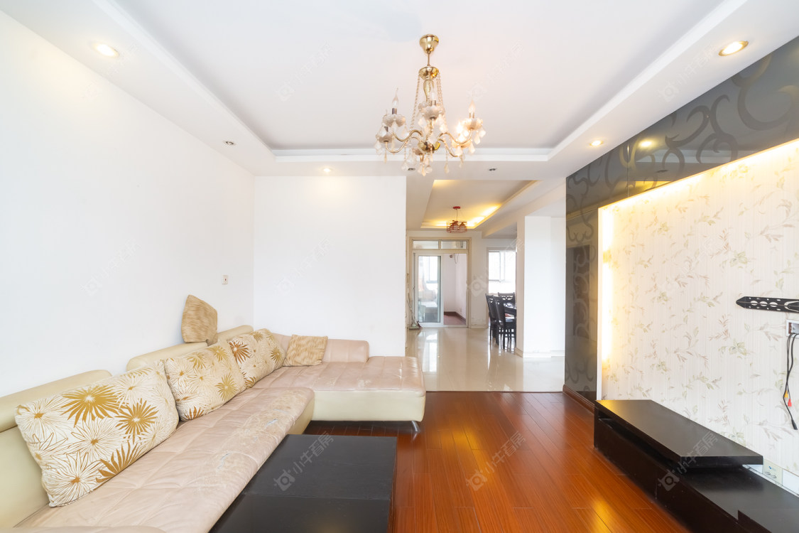 常州绿地世纪城一期在售二手房源室内图_小牛看房