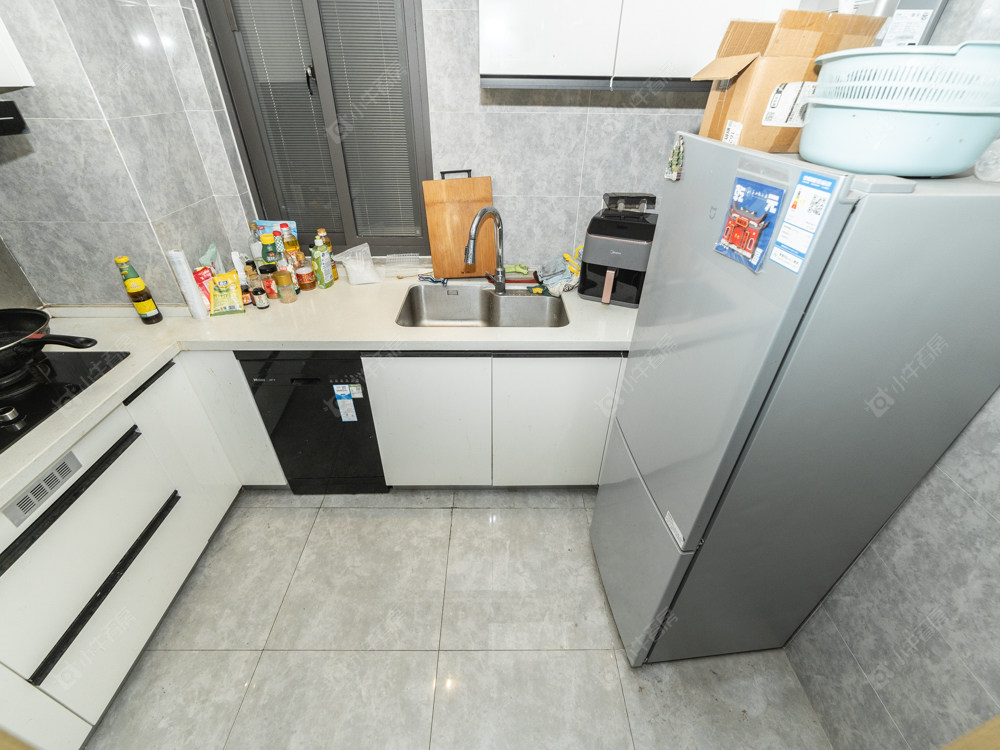 常州绿地香港名墩道在售二手房源室内图_小牛看房