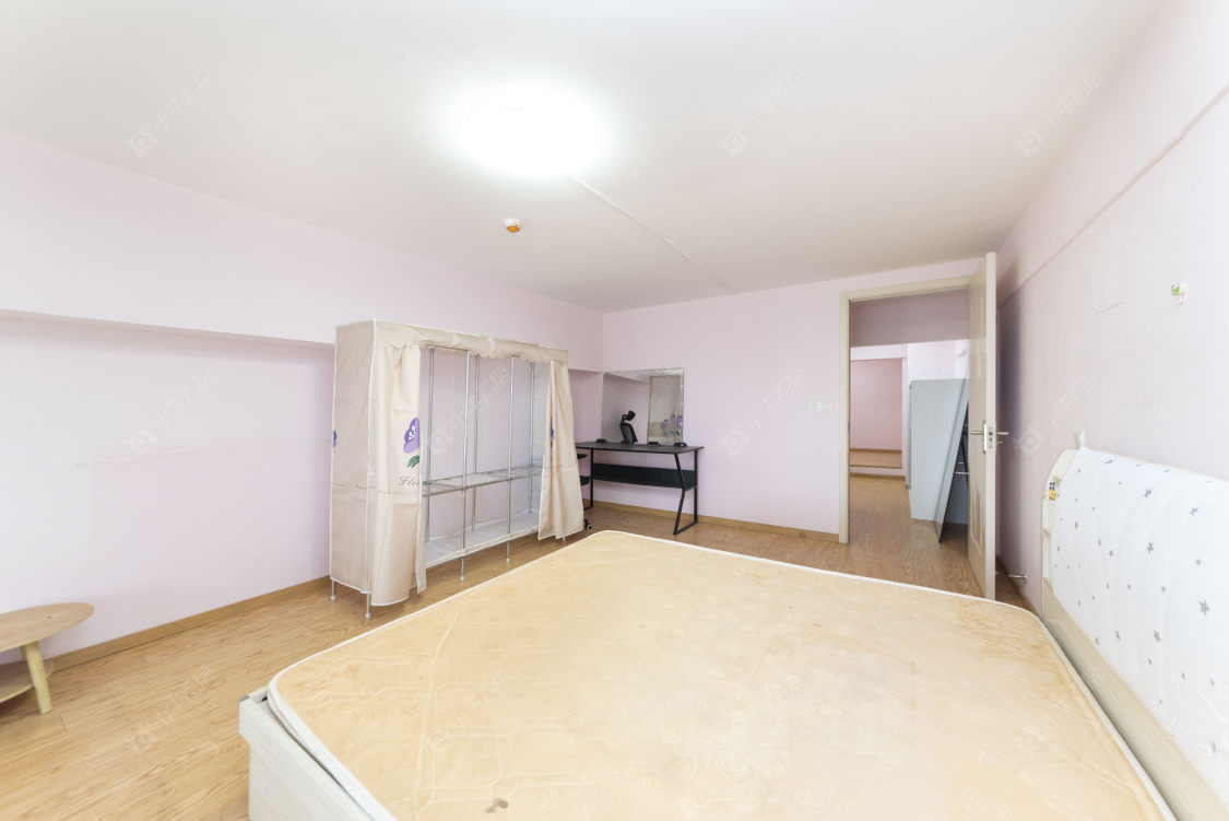 常州亚泰财富中心在售二手房源室内图_小牛看房