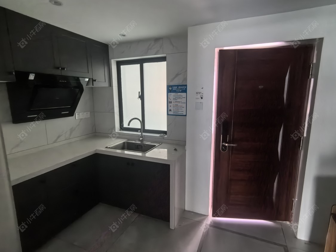 常州揽月湖畔商务广场在租房源室内图_小牛看房