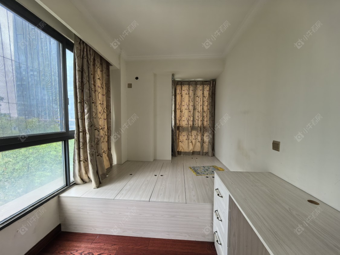 常州世茂香槟湖二期在租房源室内图_小牛看房