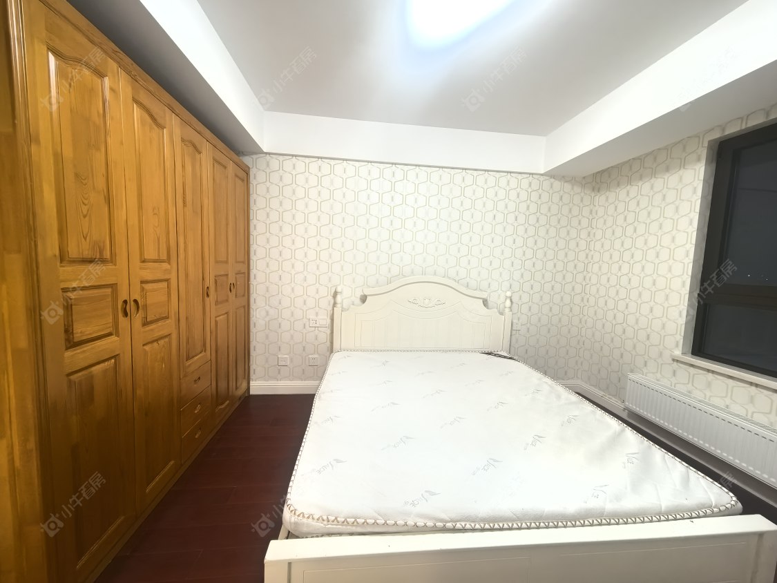 常州绿地香奈在租房源室内图_小牛看房