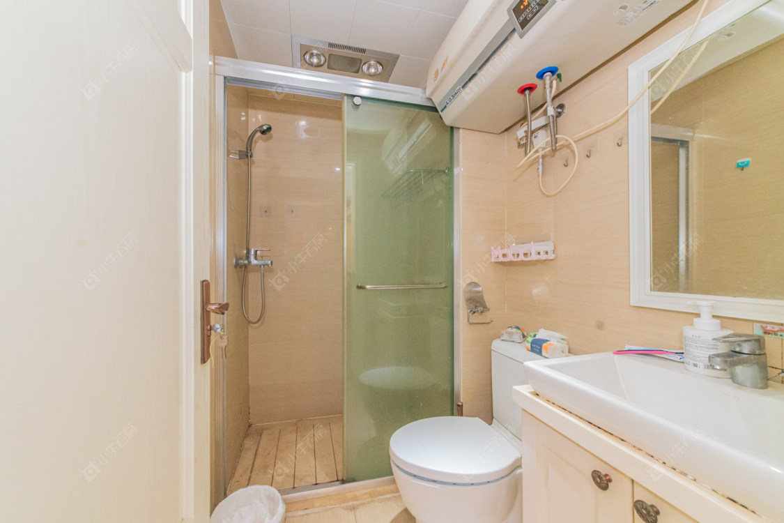 常州绿地峰云汇在售二手房源室内图_小牛看房