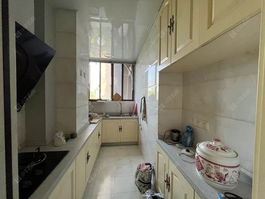 常州世茂香槟湖二期在租房源室内图_小牛看房