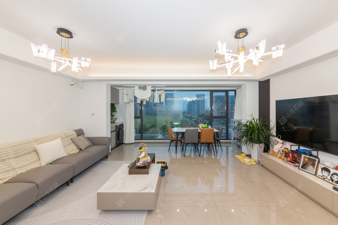 常州弘阳云峯在售二手房源室内图_小牛看房