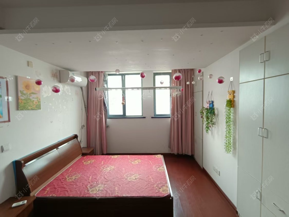 常州亚泰财富中心在租房源室内图_小牛看房