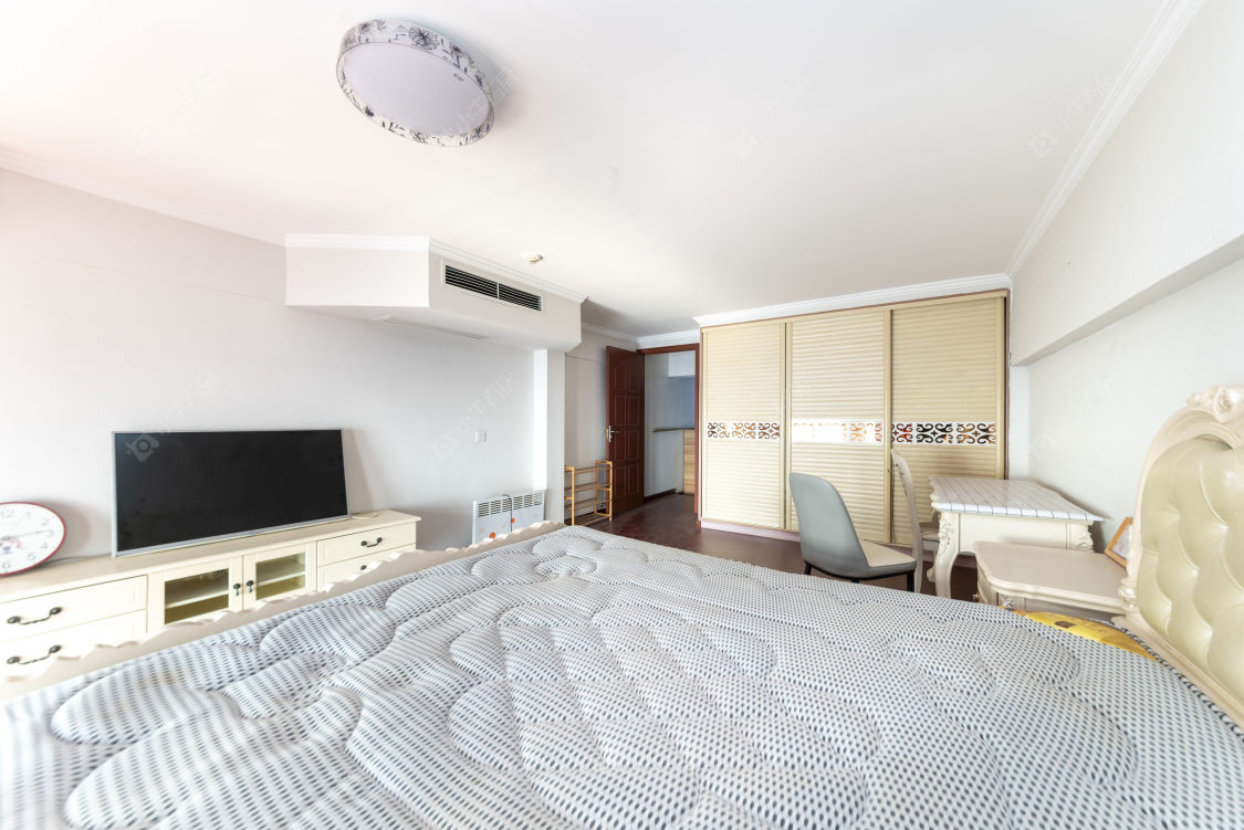 常州亚泰财富中心在售二手房源室内图_小牛看房