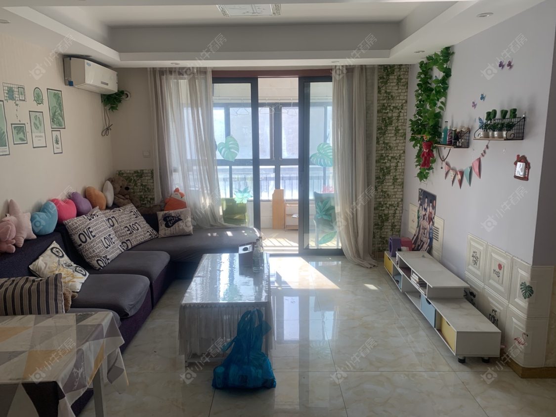 常州世茂香槟湖二期在租房源室内图_小牛看房