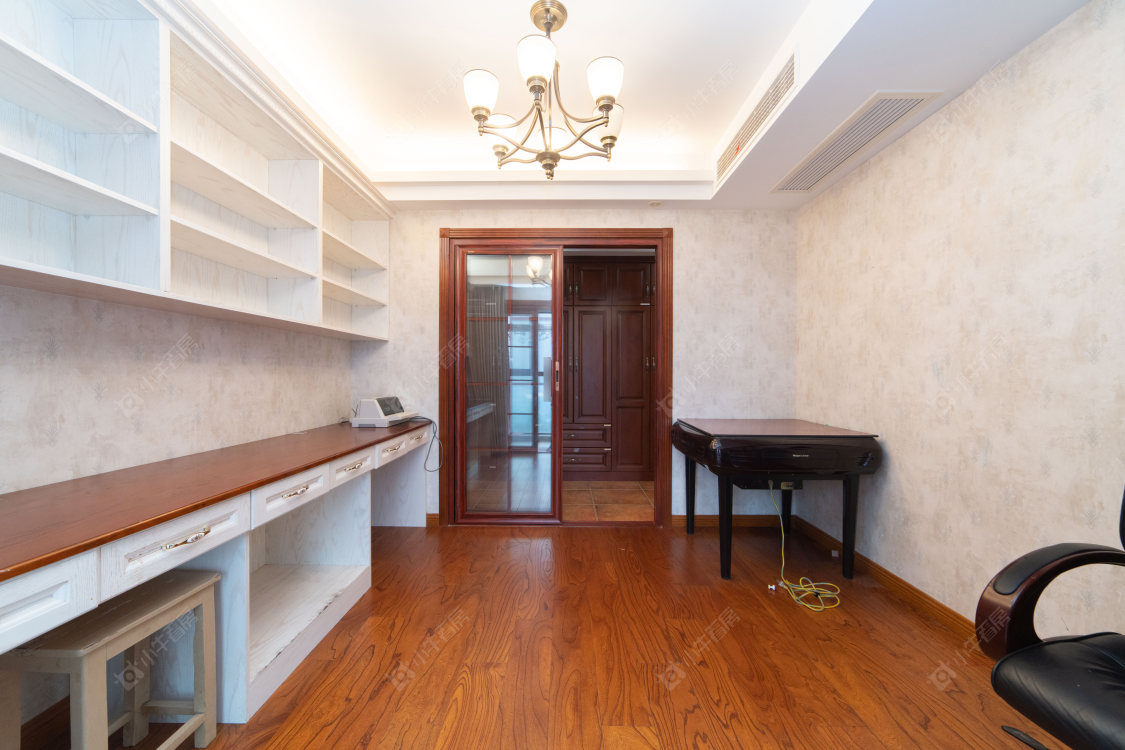 常州龙湖龙誉城三期在售二手房源室内图_小牛看房