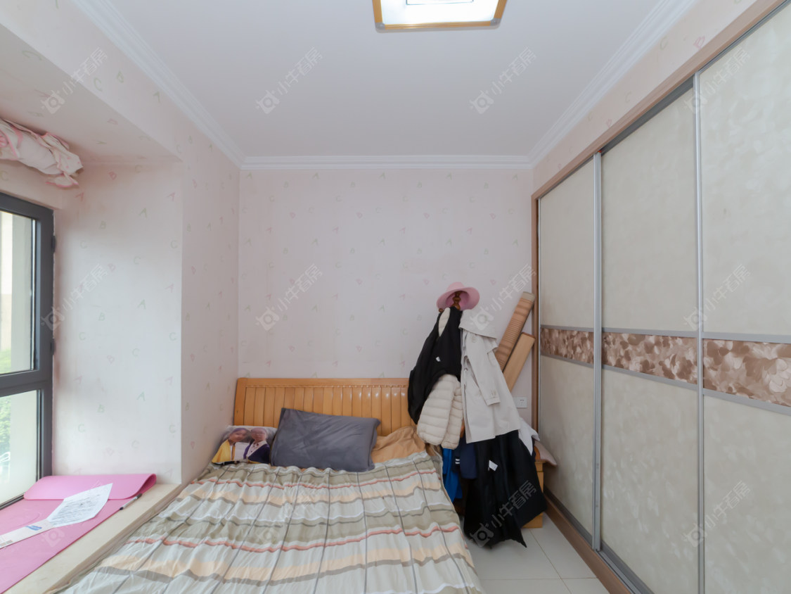 常州世茂香槟湖二期在售二手房源室内图_小牛看房