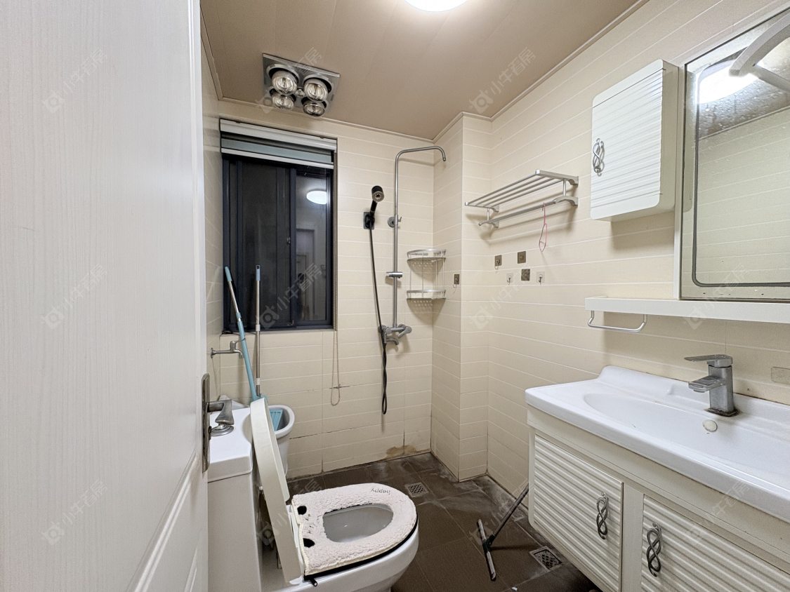 丹阳华都锦城在售二手房源室内图_小牛看房