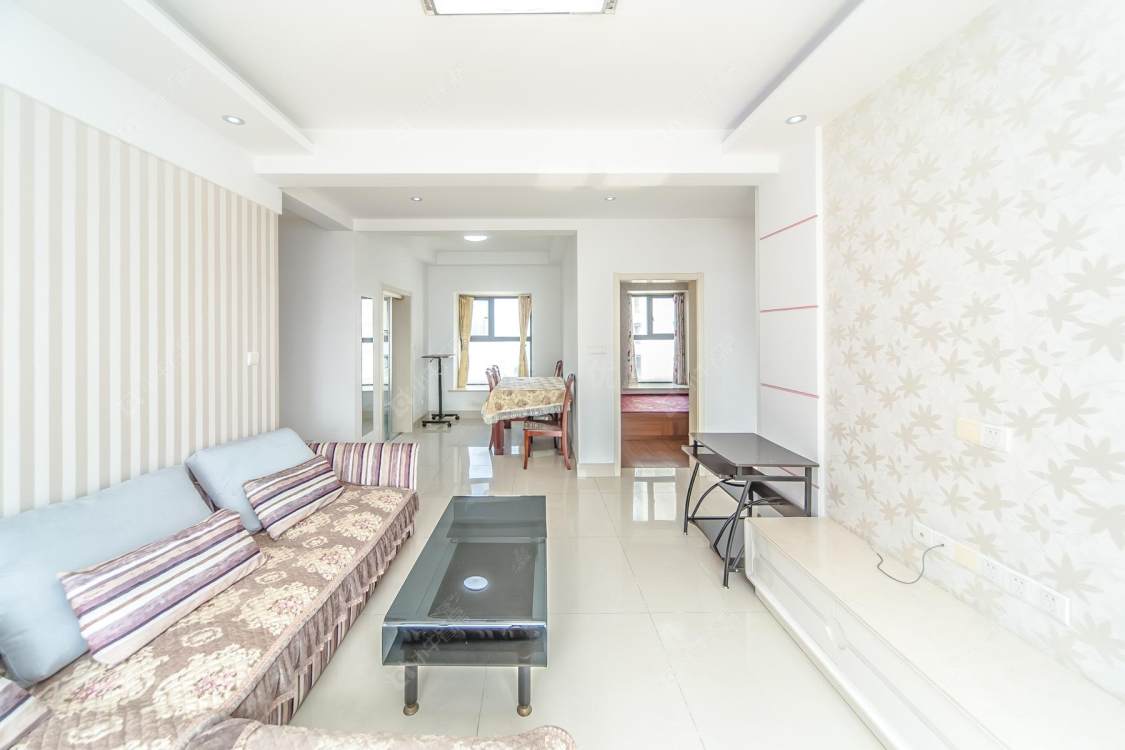 常州世茂香槟湖一期在售二手房源室内图_小牛看房