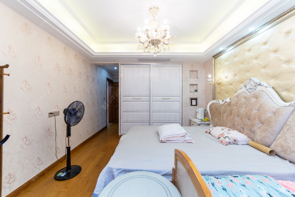 常州凤凰湖花园在售二手房源室内图_小牛看房