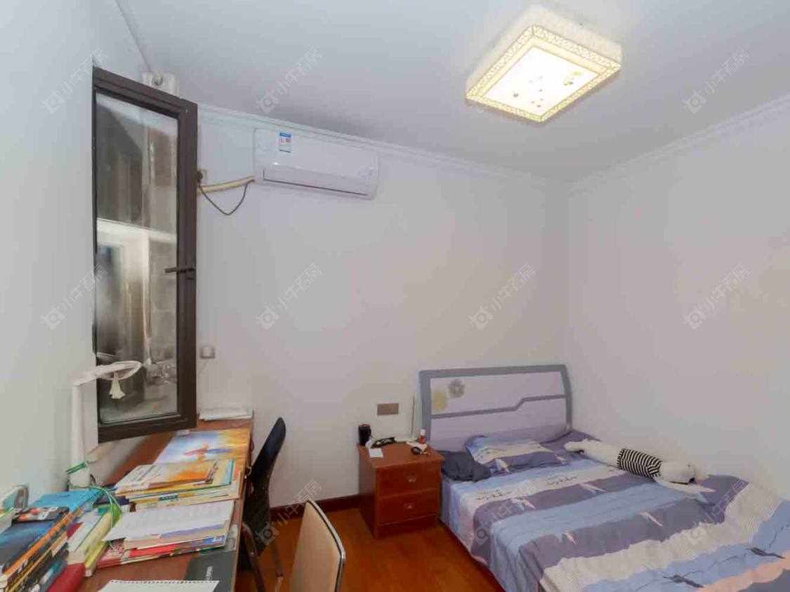 常州世茂香槟湖三期在售二手房源室内图_小牛看房