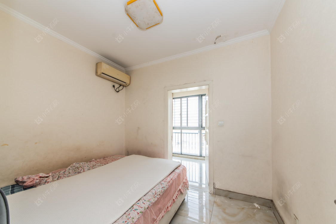 常州世茂香槟湖二期在售二手房源室内图_小牛看房