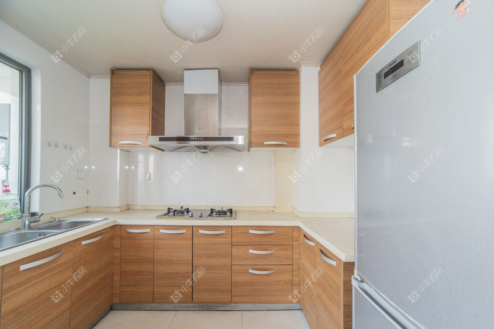 常州世茂香槟湖一期在租房源室内图_小牛看房