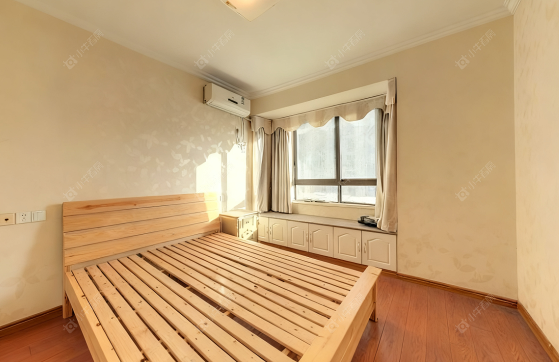 常州绿地峰云汇2室1厅出租房源图片