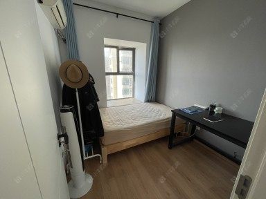 常州世茂香槟湖一期在租房源室内图_小牛看房