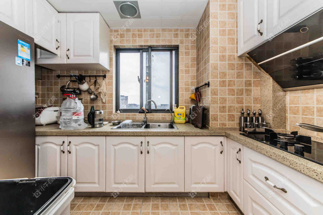 常州世茂香槟湖二期在租房源室内图_小牛看房