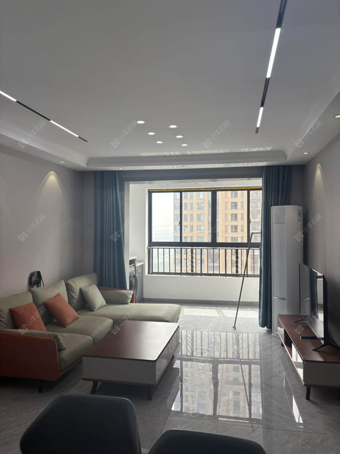 常州世茂香槟湖三期在租房源室内图_小牛看房