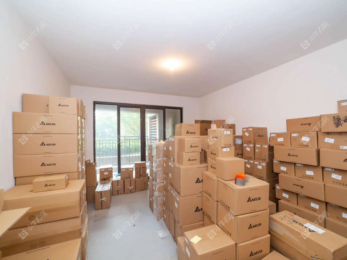 常州世茂香槟湖四期在租房源室内图_小牛看房