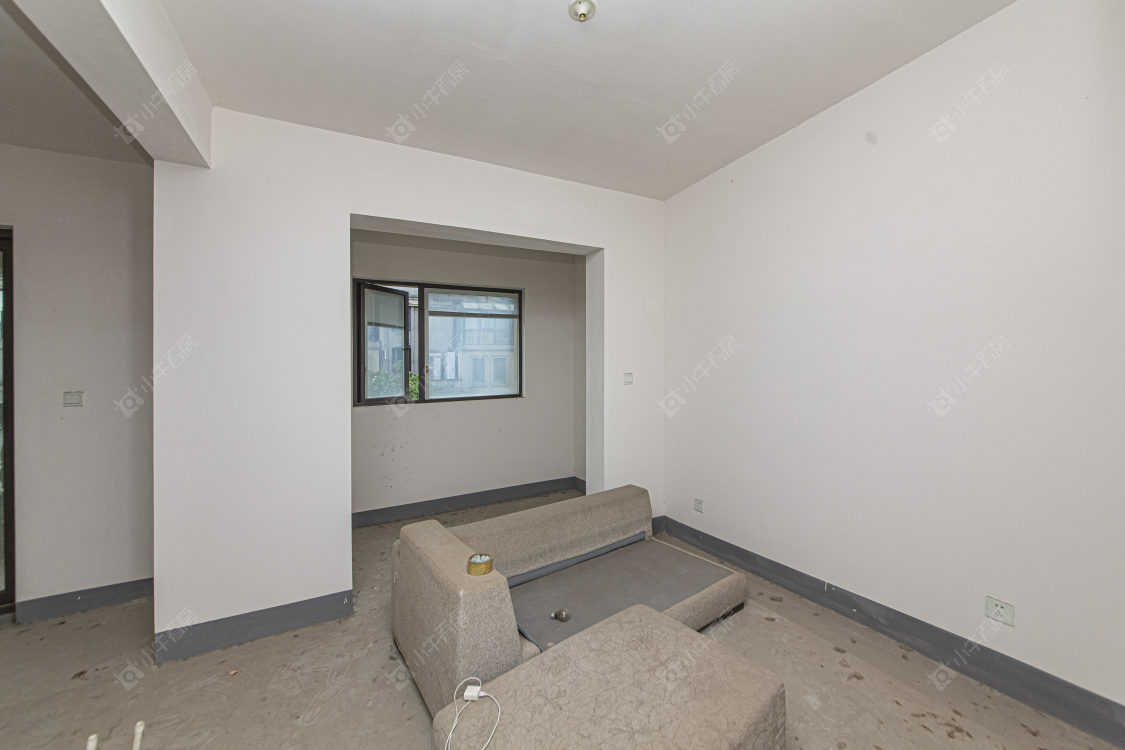 常州绿地香奈别墅区在售二手房房源室内图_小牛看房