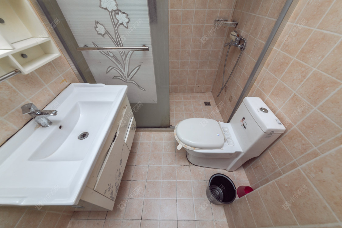 常州荣亨逸都在售二手房源室内图_小牛看房