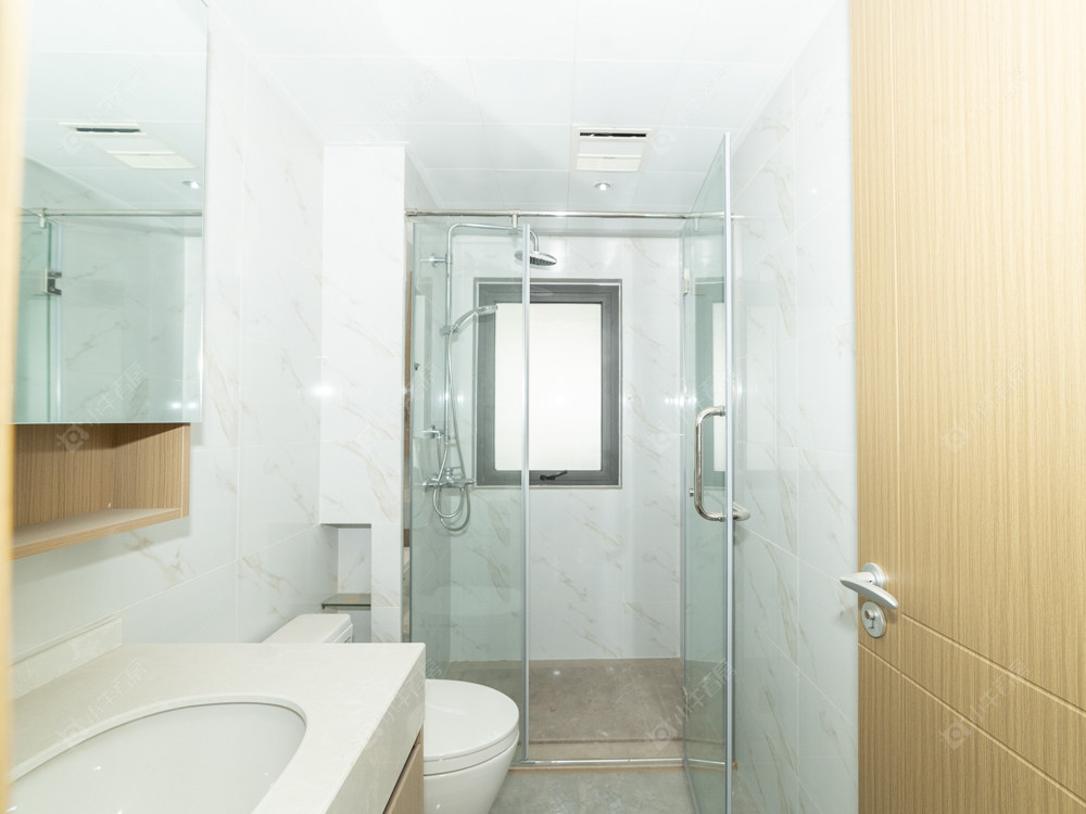 常州绿地香港名墩道在售二手房源室内图_小牛看房