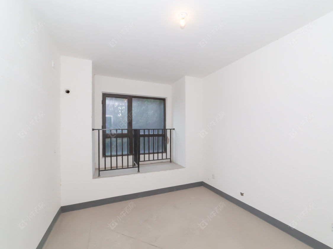 常州世茂香槟湖四期在售二手房源室内图_小牛看房