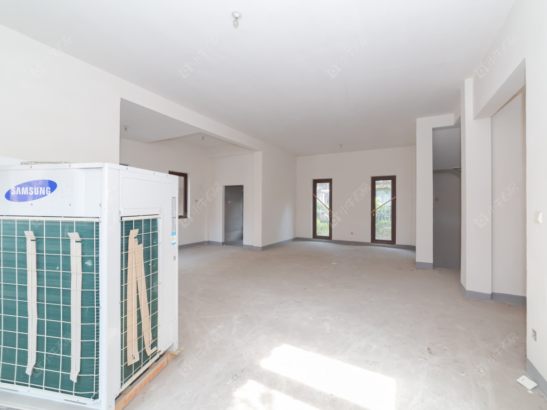 常州龙湖原山别墅区在售二手房源室内图_小牛看房