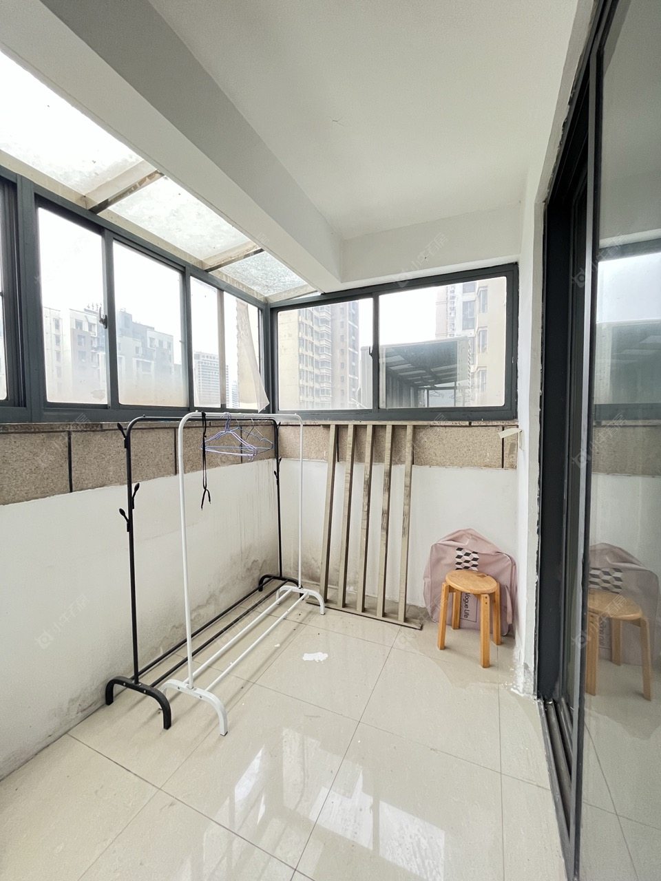 常州世茂香槟湖一期在租房源室内图_小牛看房